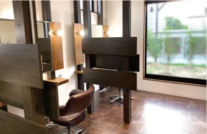 美容室SALONS 久留米小森野店