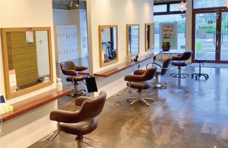 美容室SALONS 広島庚午橋店