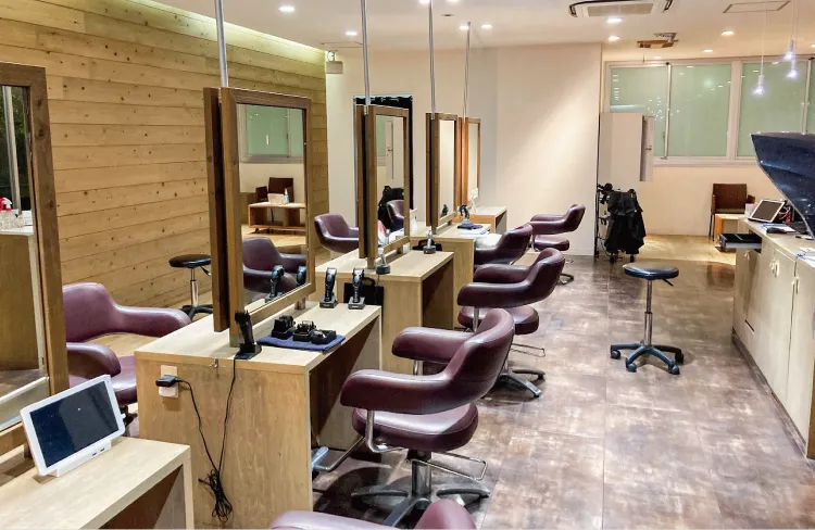 美容室SALONS 福山三吉店
