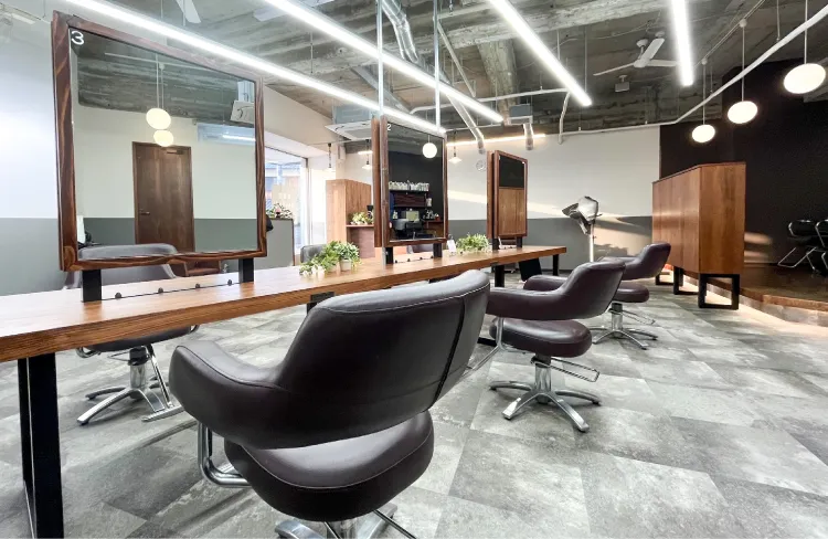美容室SALONS 倉敷白壁通り店（倉敷老松店）