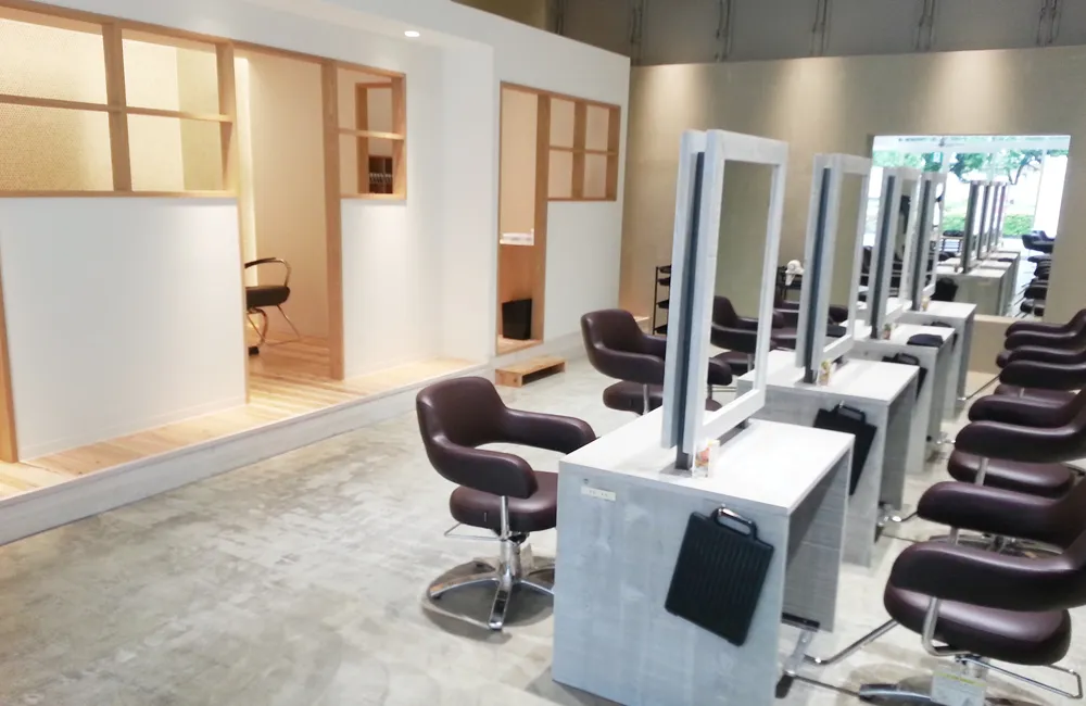 美容室SALONS 岡山高島店
